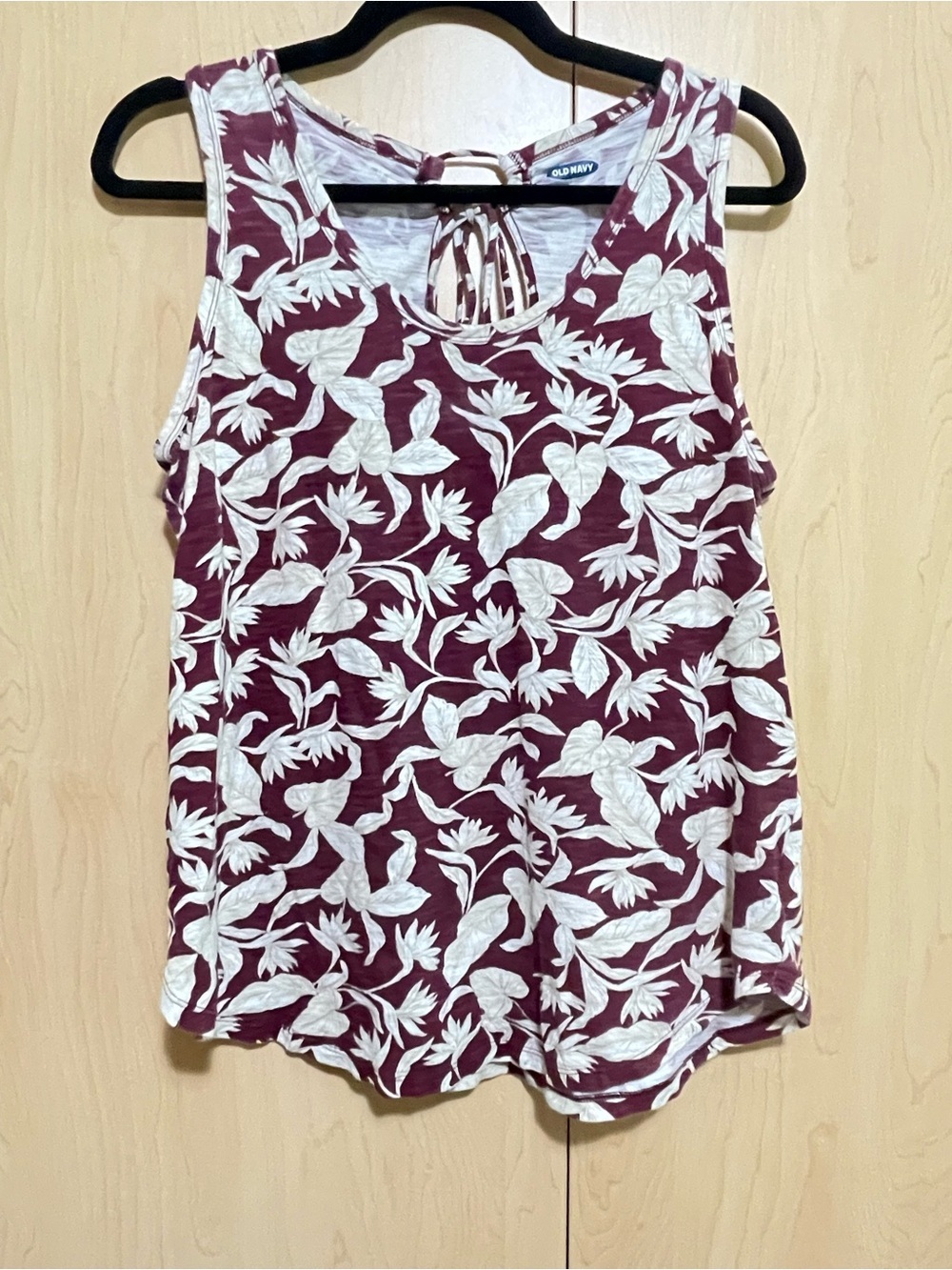 Old Navy Burgundy  and White Floral Tie-Back Tank Top